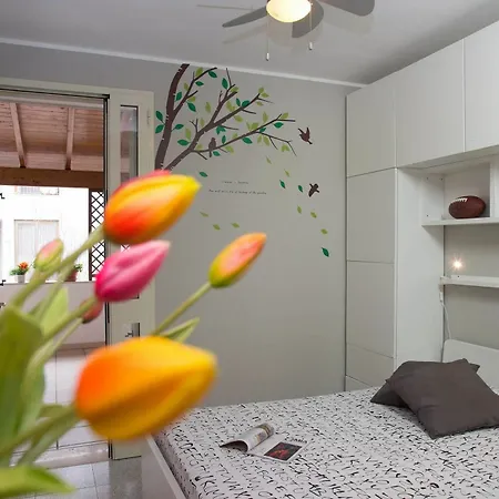 With 2 Bedrooms In Torre Dell'orso, With Furnished Balcony - Appartamento Melendugno
